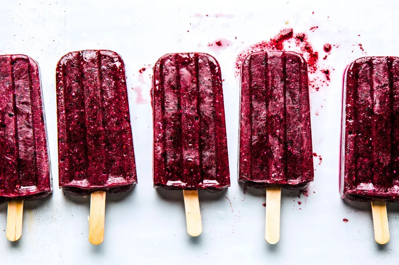 blueberry-chia-ice-pops